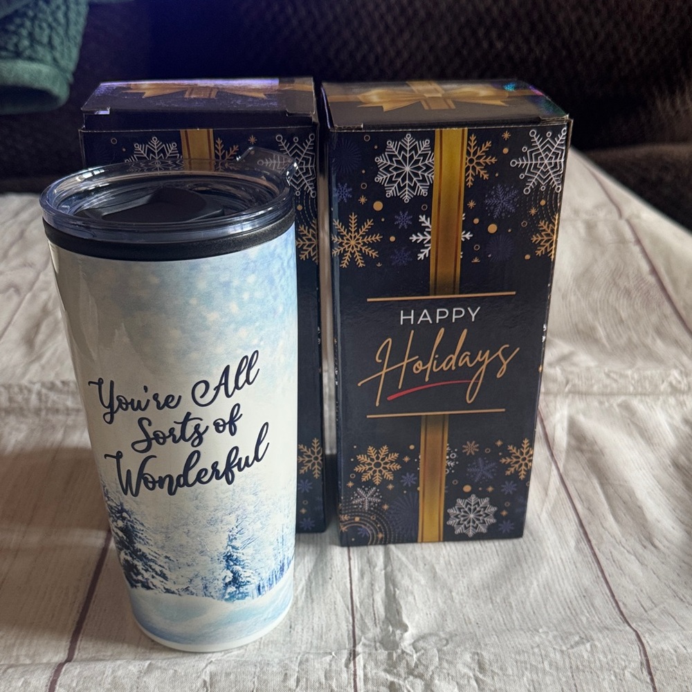 New in Box Set of 2 Holiday Themed Tumbler with Snowy Design